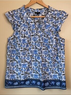 Talbots Blue and White Floral Cap-Sleeve Camisole Top Size M